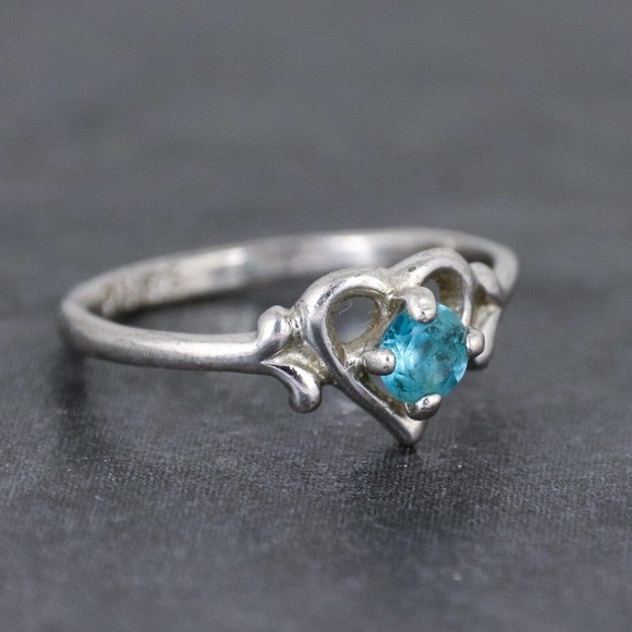 Silver Heart Ring with Blue Gemstone - Picture 9 of 12